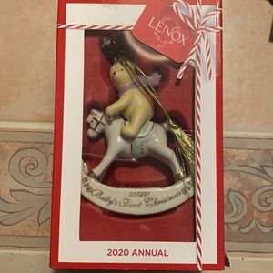 Lenox 2020 Winnie the Pooh Baby’s First Christmas Ornament